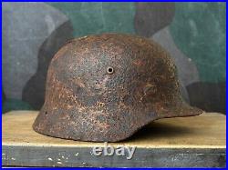 Original WW2 Battl. Relic German Helmet M35 with Liner / winter Camo