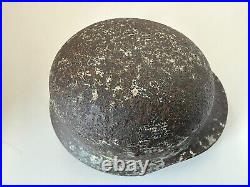 Original WW2 WWII German soldier M40 Helmet from Kurland battlefield #83