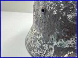 Original WW2 WWII German soldier M40 Helmet from Kurland battlefield #83