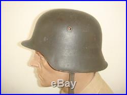 SUPER NICE WW 2 GERMAN M-42 COMBAT HELMET WITH LINER AND CHINSTRAP, SIZE 62