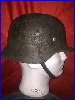 WW2 German M35 helmet in original paint. Native collection. Original