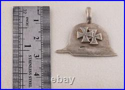 WW2 German NAVY Marine PENDANT Sailors in HELMET Stahlhelm RIFLE Gun SHOCK Troop