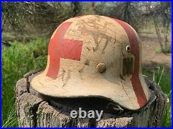 WW2 German helmet M35 60/53 medic