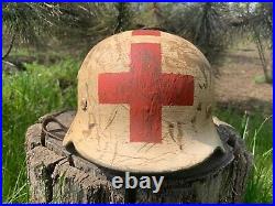 WW2 German helmet M35 60/53 medic