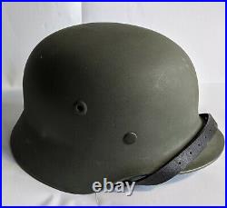 WW2 German helmet Stahlhelm M 40 66 with liner