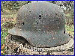WW2 Original German helmet M40 66