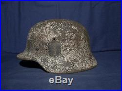 Ww2 German / Dutch volunteer division camouflage helmet. M-40. Size 64